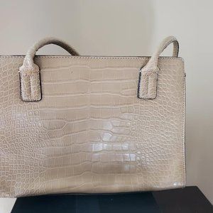 Beautiful crocodile style Tommy Hilfiger tan bag.